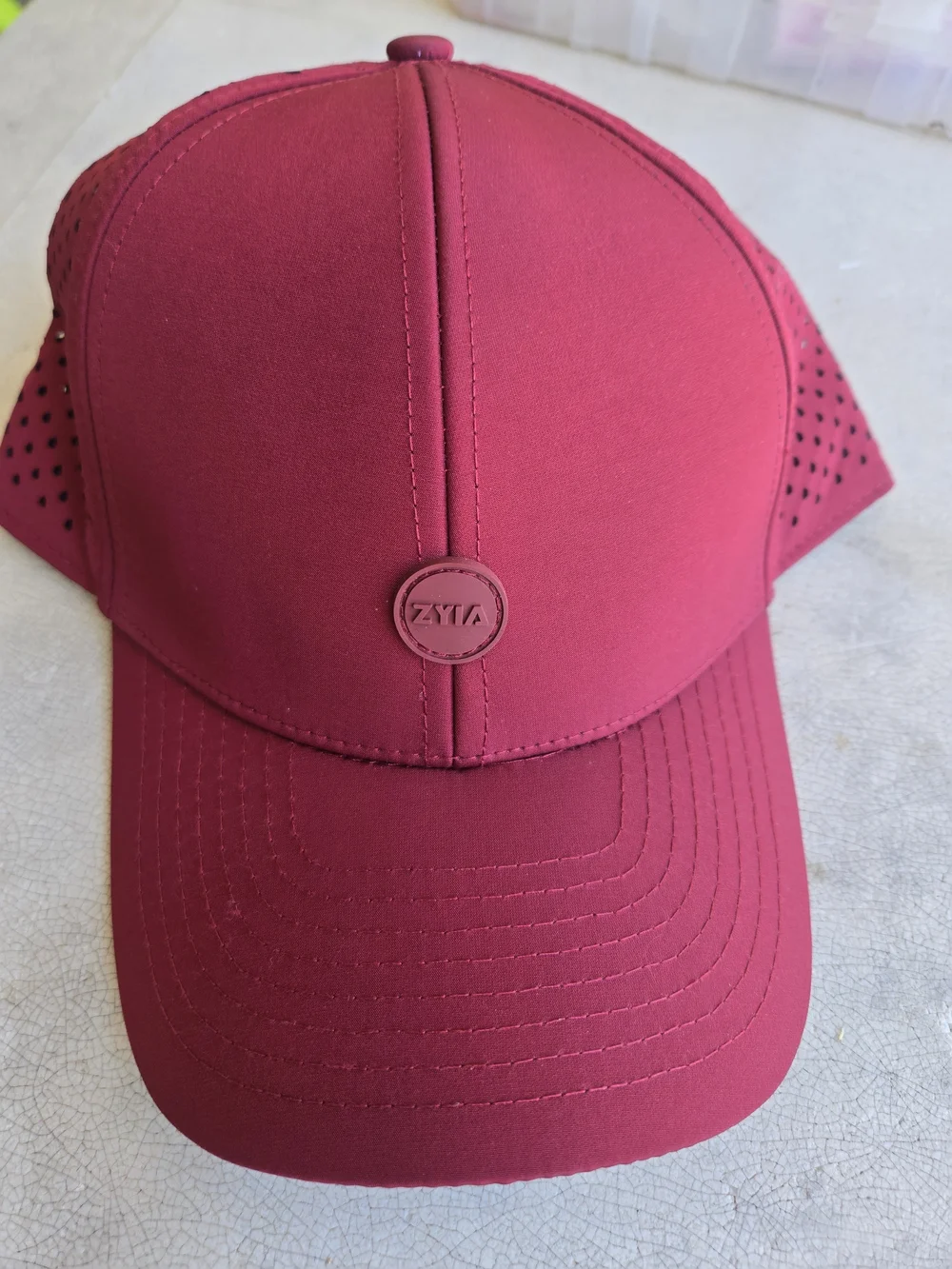 ZYIA Women’s Berry Performance Cap